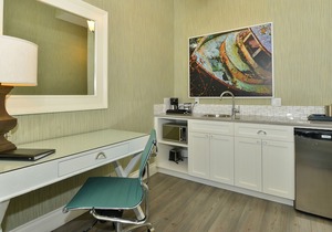 Prestige Oceanfront Resort, BW Premier Collection
