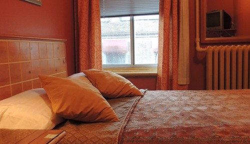 Room, 1 Double Bed, Shared Toilets, Private Shower