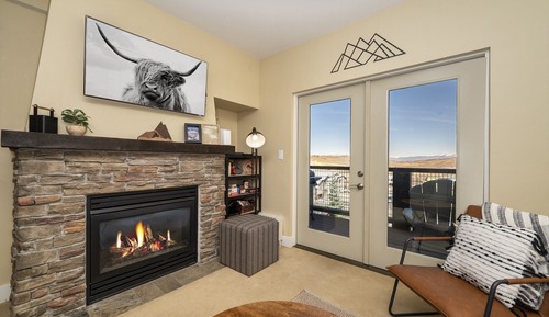 Condo, 3 Bedrooms