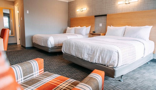 Standard Room, 2 Queen Beds (No Pets)
