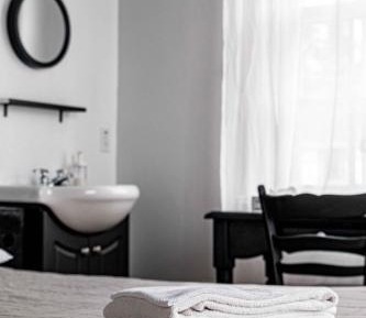 Queen Room with Shared Bathroom