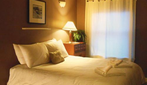 Queen Room with Shared Bathroom