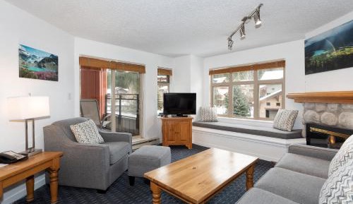 Condo, 2 Bedrooms (Unit 402)
