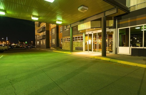 Southside Hotel | Sawridge Inn and Conference Centre Edmonton South