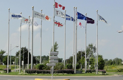 Saint-Laurent Hotel | Courtyard by Marriott Montreal Airport