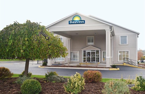 Woodstock Hotel | Days Inn by Wyndham Woodstock