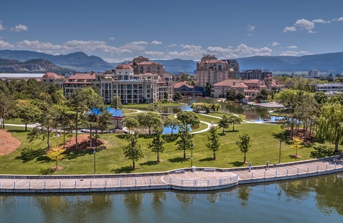 Kelowna Central Business District Hotel | Delta Hotels by Marriott Grand Okanagan Resort