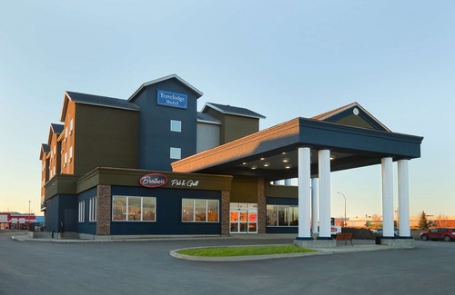 Weyburn Hotel | Travelodge Hotel by Wyndham Weyburn