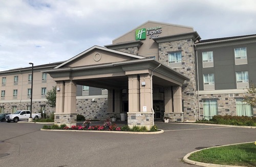 Thunder Bay Hotel | Holiday Inn Express Thunder Bay, an Ihg Hotel