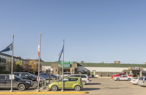Fort McMurray Hotel | Quality Hotel and Conference Centre Fort McMurray