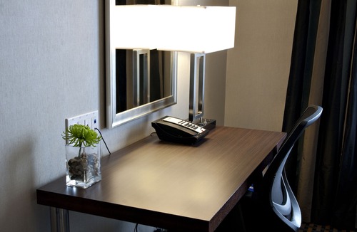 Pembroke Hotel | Holiday Inn Express Pembroke, an Ihg Hotel