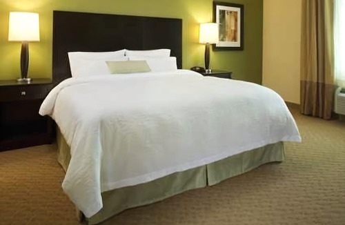 Terra Nova Hotel | Hampton Inn & Suites by Hilton St. John's Airport
