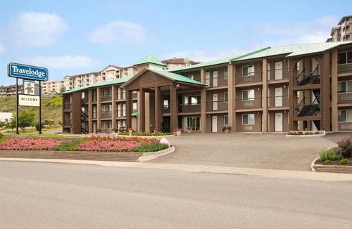 Kamloops Hotel | Travelodge by Wyndham Kamloops Mountview