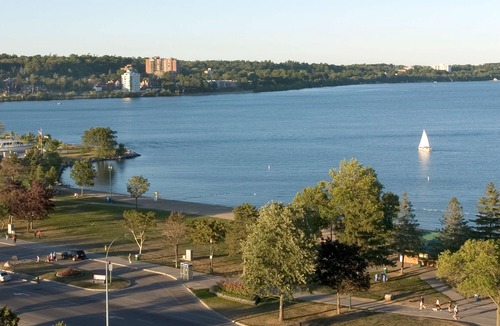 Barrie Hotel | Hampton Inn & Suites by Hilton Barrie