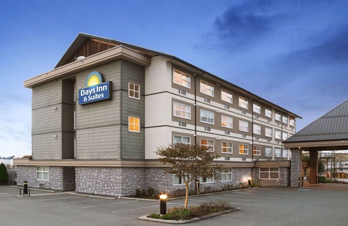 Langley Hotel | Days Inn & Suites by Wyndham Langley