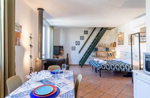 Livorno Apartment | Casa Ginevra - 3 Minutes Walk from the Sea