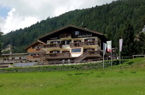 Pozza di Fassa Hotel | Mason Marmoleda