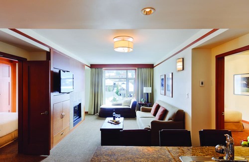 Whistler Village Hotel | Pan Pacific Whistler Village Centre