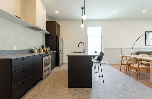 Hochelaga Apartment | HOMA-Comfort&Style-1BR-Spacious-Natural Light-FeelHome-A/C-SelfCheckIn-Metro