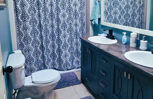 Parker Cove House | Terrific house in Vernon w! WiFi, Netflix & Prime. 5 mins. dtive to Fintry Lake.