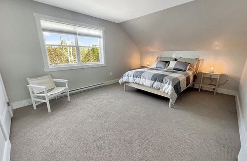 Cape Sable Island House | 1 minute from the beach! Family & pets welcomed, with an upstairs TV/games room