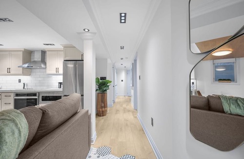 Whitby House | tnPinnacle of Luxury & Leisure -1 Bedroom with an Ensuite | Full Kitchen