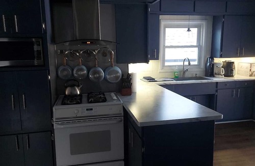 Port Dover House | tAlbion Landing Cottage Port Dover Ontario