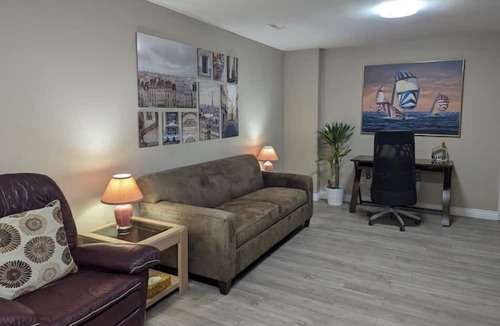Guildford House | Fraser Heights Cozy Suite