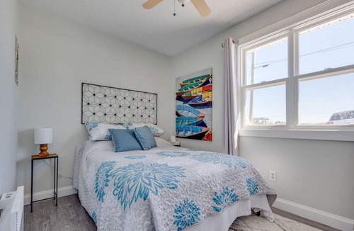 Alberton Cottage | Cozy Waterfront Hideaway: 3BD with Indoor Hot tub