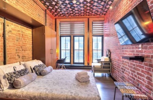 Old Montreal Apartment | Unique Designer's Loft