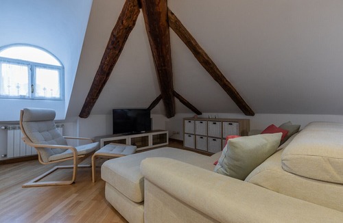 Historic Centre Apartment | Solferino Home by Wonderful Italy