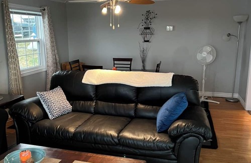 Burgeo House | Comfort and a View
