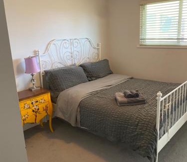 Richmond House | Large suite with separate bathroom