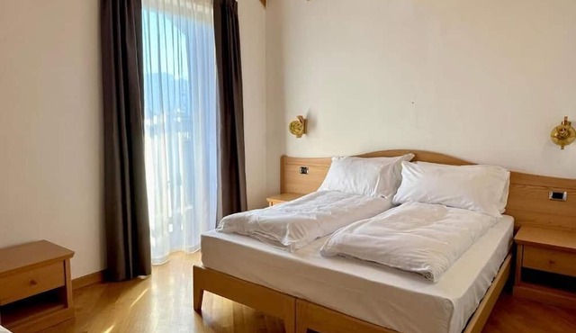 HC HOTEL GARNI ROOM AND APARTMENT