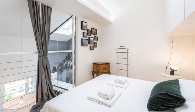 Apartment "Mandello amorevole dimora in Lecco" with Air Conditioning