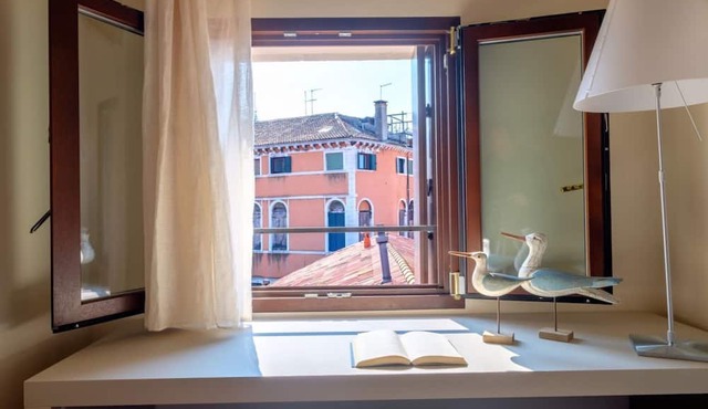 Ca' Moro - CLEMENTE - sleeps 3 guests in 2 bedrooms
